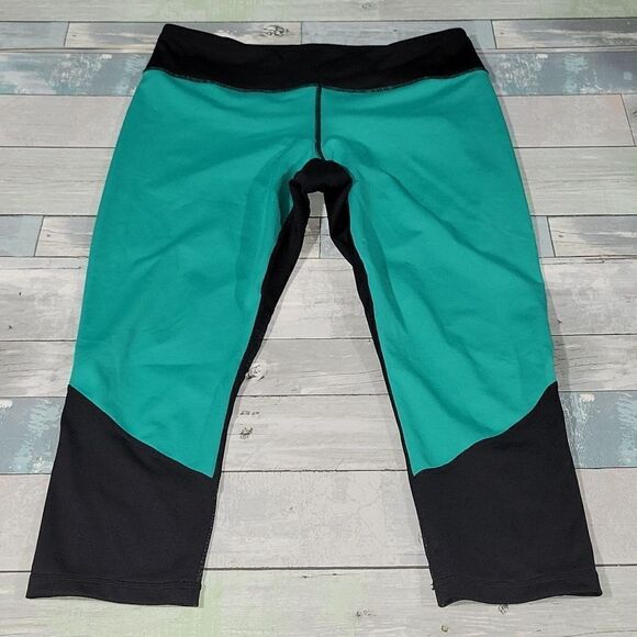 Z by Zella Workout Capris sz Large - Picture 1 of 3